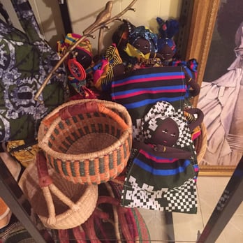 Le Balafon African Braiding Salon - Hair Salons Near Me - Berkeley, California