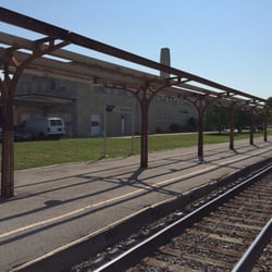 Amtrak - Station Platform