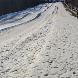 Powder Ridge - 3 lanes open, even on a 50° day!