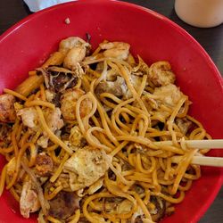 Yaki Bowl Mongolian Stir-Fry & Ramen