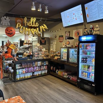 October Cafe - Coffee & Tea Near Me - Chicago, Illinois
