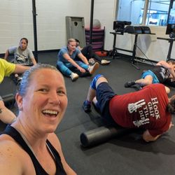 Tiltshift CrossFit - Mobility after a class session in the community space
