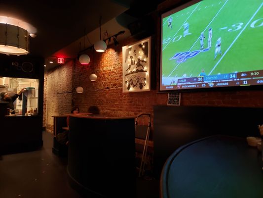 Tinys Bottle Shop by null