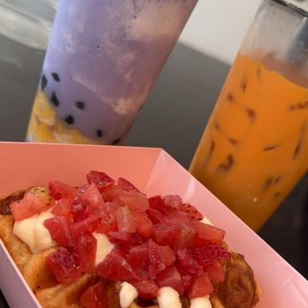 Sweet Boba Co. - Marble Series Specialty taro Thai Milk Tea with boba Strawberry Croffle - Bubble Tea Near Me - Fullerton, California Sweet Boba Co. - Marble Series Specialty taro Thai Milk Tea with boba Strawberry Croffle - Bubble Tea Near Me - Fullerton, California
