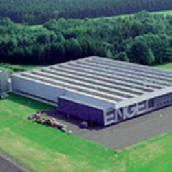 Engel Austria - fabriksgebäude von oben, von der website der firma ENGEL kopiert