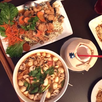 Nine & Nine Thai Kitchen - TOP: Shrimp and scallop in Garlic and Pepper. BELOW: TOM YUM SEAFOOD SOUP - Thai Near Me - Pasadena, California