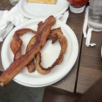 RJ's Cafe - Side of Bacon and toast - Breakfast & Brunch Near Me - Dana Point, California