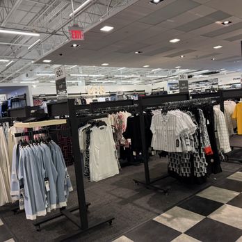Bloomingdale's Outlet - Outlet Stores Near Me - Sunrise, Florida