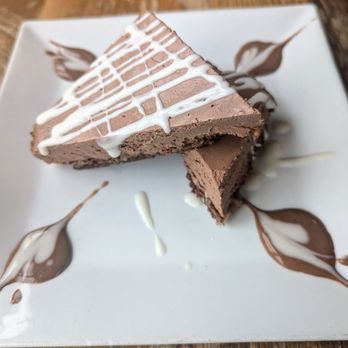 Ravens' Restaurant - Chocolate mint - Vegan Near Me - Mendocino, California Ravens' Restaurant - Chocolate mint - Vegan Near Me - Mendocino, California