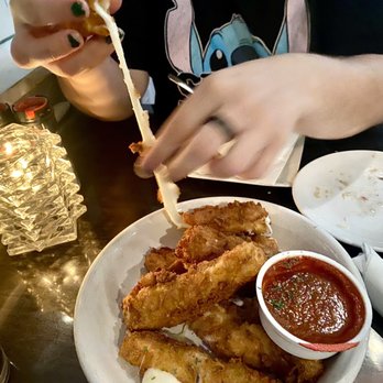 Pressley's At the Marina - Mozzarella sticks!! - Seafood Near Me - Edisto Island, South Carolina
