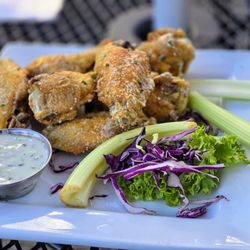 Redmond's Bar & Grill - Happy Hour wings