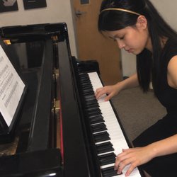 Rising Stars Performing Arts - DEVELOP STRONG PIANO FUNDAMENTALS, TECHNIQUE, CONFIDENCE, AND MUSICAL EXPRESSION--ONE LESSON AT A TIME AT RISING STARS.