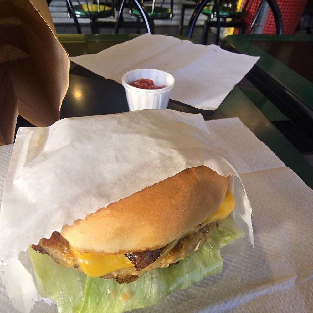 Veggie burger with cheese Veggie burger with cheese