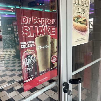 Portillo's Rolling Meadows - Hot Dogs Near Me - Rolling Meadows, Illinois Portillo's Rolling Meadows - Hot Dogs Near Me - Rolling Meadows, Illinois