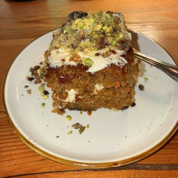 Grann Restaurant - Carrot cake - Cajun/Creole Near Me - Tacoma, Washington