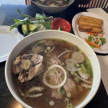 Pho Saigon - 7 oxtail and special mix pho - Vietnamese Near Me - Kent, Washington