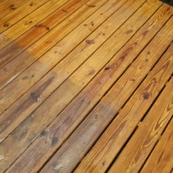 Lee's Home and Yard Maintenance - Pressure wash