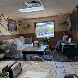 Daily Dose Coffee Haven - How cute and cozy