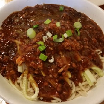 Golden Dumpling House - Zhajiang noodles ($4.95) - not recommended - Chinese Near Me - Houston, Texas Golden Dumpling House - Zhajiang noodles ($4.95) - not recommended - Chinese Near Me - Houston, Texas