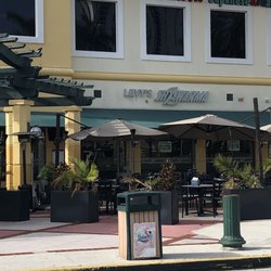 Levy’s Shawarma - Outside