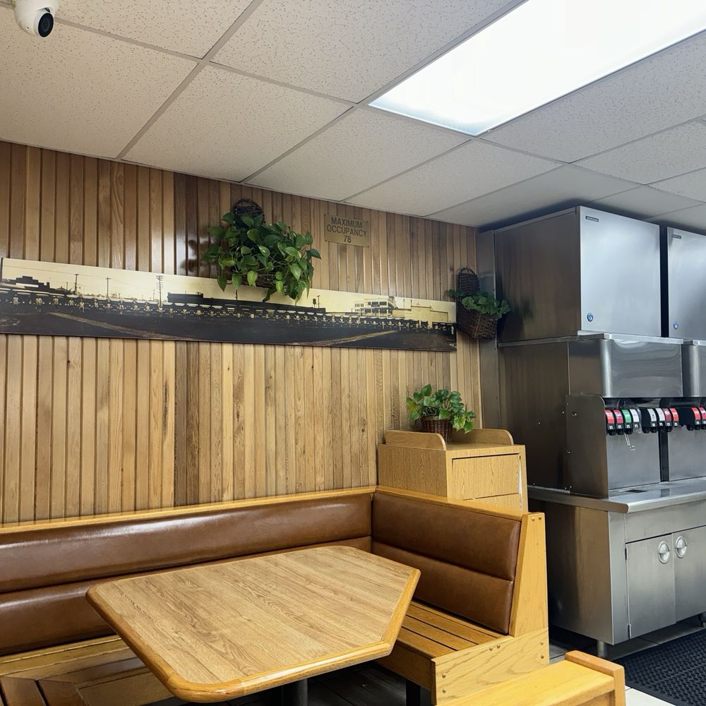 The Hat - Inside restaurant - American Near Me - Lake Forest, California The Hat - Inside restaurant - American Near Me - Lake Forest, California