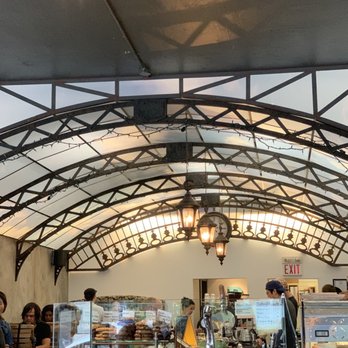 Platform 7 - Coffee & Tea Near Me - Vancouver, British Columbia Platform 7 - Coffee & Tea Near Me - Vancouver, British Columbia