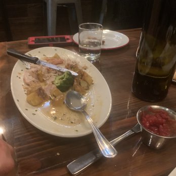 Cultivo - Chicken - Pizza Near Me - Ukiah, California
