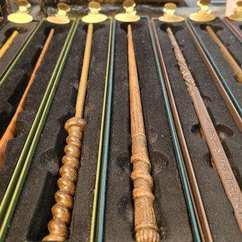 Victoria Street - Museum Context wands - Shopping Near Me - Edinburgh, EDH Victoria Street - Museum Context wands - Shopping Near Me - Edinburgh, EDH
