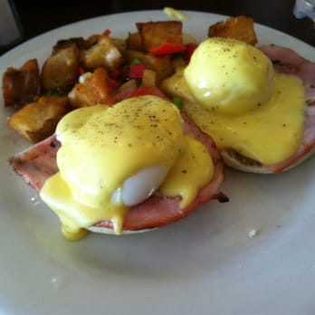 Balans - Eggs Benedict - New American Near Me - Miami Beach, Florida Balans - Eggs Benedict - New American Near Me - Miami Beach, Florida