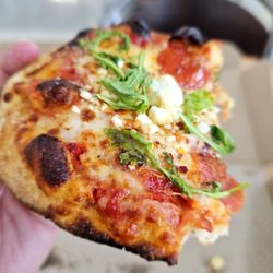 &pizza - Dulles II - Close up of American Honey