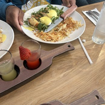 Broken Yolk Cafe - Breakfast & Brunch Near Me - Oceanside, California