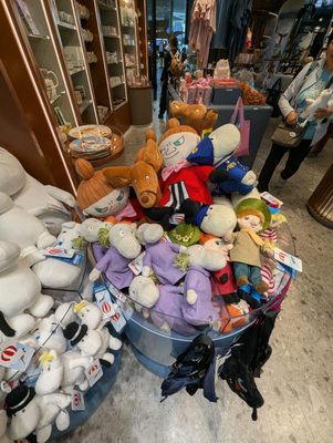 Moomin Shop Helsinki Airport Non-Schengen by null