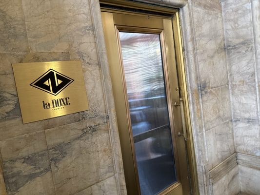 La Noxe Trinity by null