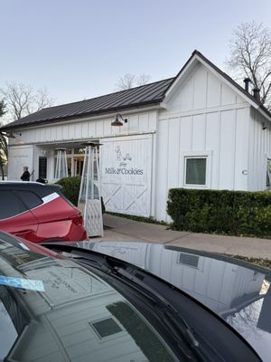 Tinys Milk & Cookies - Austin by null