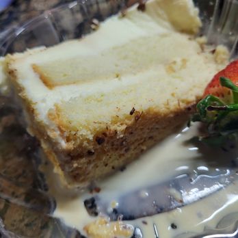 La Mexicana - Smallest, flavorless $10 piece of tres leches I've ever seen. - Mexican Near Me - Houston, Texas La Mexicana - Smallest, flavorless $10 piece of tres leches I've ever seen. - Mexican Near Me - Houston, Texas