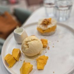 Mango Mango Dessert