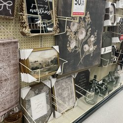 Hobby Lobby - Aisle