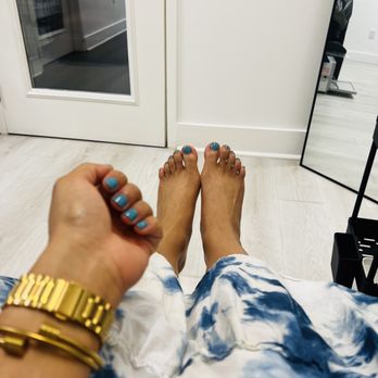 Natural Nail Theory - Dazzle dry mani pedi from the chair - Nail Salons Near Me - Atlanta, Georgia Natural Nail Theory - Dazzle dry mani pedi from the chair - Nail Salons Near Me - Atlanta, Georgia