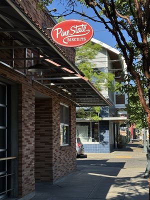 Pine State Biscuits | Alberta by null