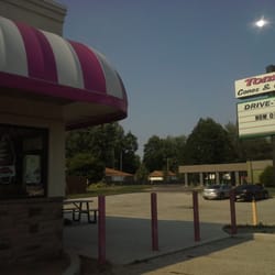 Tony's Cones & Coneys