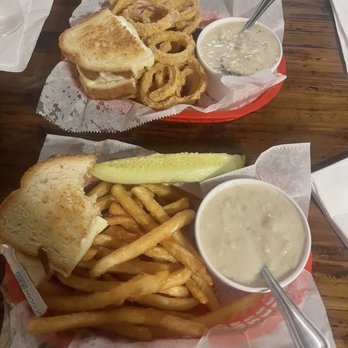 Gilbert's Chowder House - Grilled Cheese Sandwich,  French Fries, Fresh Cut Onion Rings, chowder - Seafood Near Me - Portland, Maine
