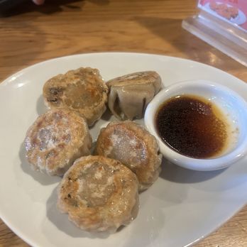 Orochon Ramen - Gyoza - Ramen Near Me - Los Angeles, California Orochon Ramen - Gyoza - Ramen Near Me - Los Angeles, California