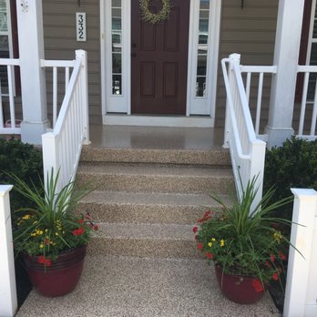 Complete Concrete Coatings - Front Porch in Lewes, DE chipped with vinyl flakes and coated with polyaspartic - Masonry/Concrete Near Me - Milton, Delaware