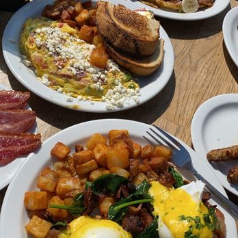 Fratelli Cafe - Big Ben California Omelette Buttermilk Pancakes - Coffee & Tea Near Me - Los Angeles, California Fratelli Cafe - Big Ben California Omelette Buttermilk Pancakes - Coffee & Tea Near Me - Los Angeles, California