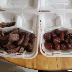 Minas Cafe - Picanha, kielbasa and chicken hearts.