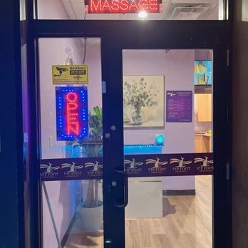 VIP FOOT MASSAGE - Take a photo at the entrance of the VIP FOOP massage place. - Massage Near Me - Chicago, Illinois VIP FOOT MASSAGE - Take a photo at the entrance of the VIP FOOP massage place. - Massage Near Me - Chicago, Illinois