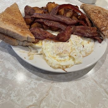 Sam's Restaurant - Bacon, eggs, home fries, and toast - Diners Near Me - Quincy, Massachusetts