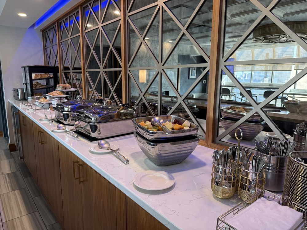 THE MADISON CONCOURSE HOTEL AND GOVERNOR S CLUB Updated January 2026 O 