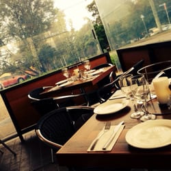Monte's - Alfresco dining