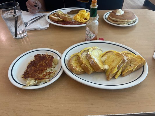 IHOP by null